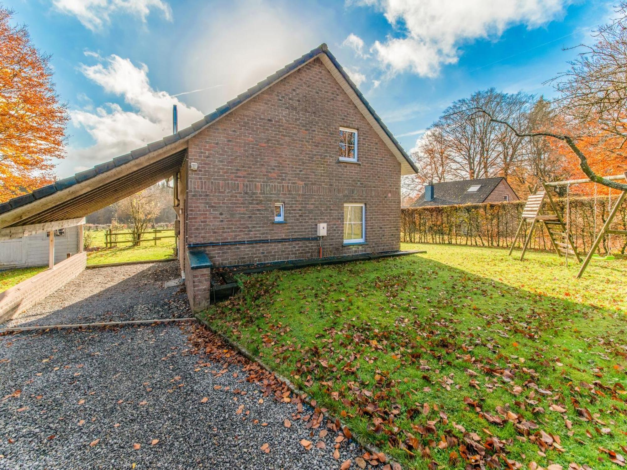 Picture Perfect Holiday Home In Sourbrodt With Garden Bbq Exterior photo