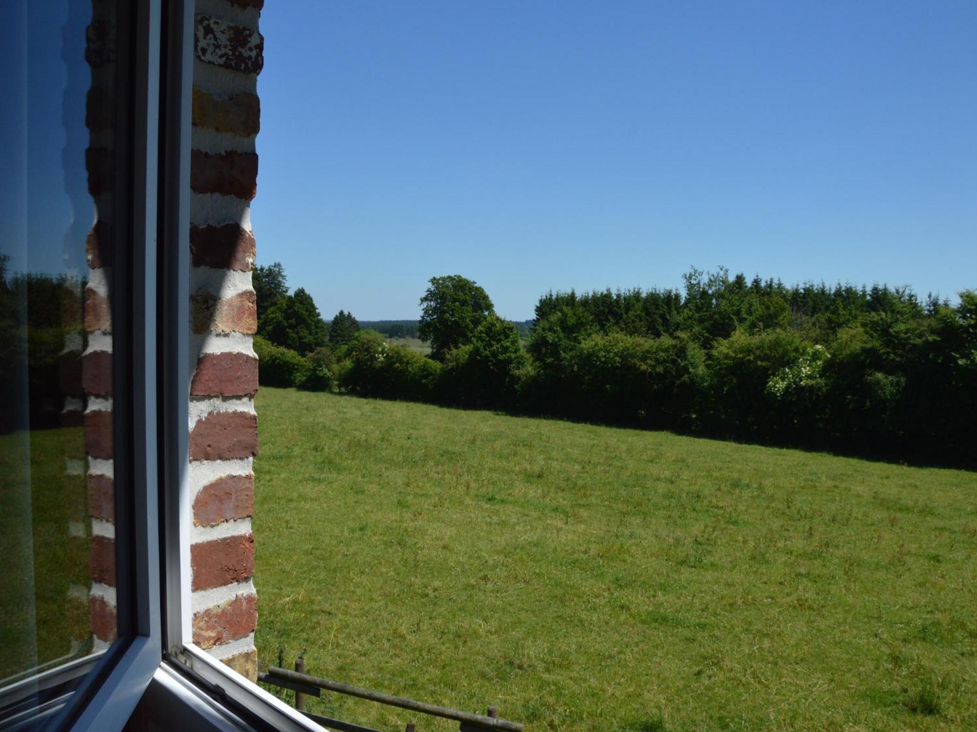 Picture Perfect Holiday Home In Sourbrodt With Garden Bbq Exterior photo