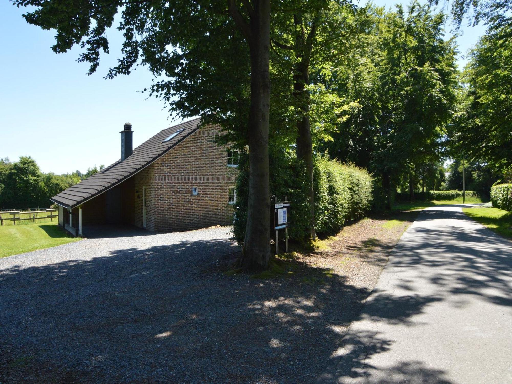 Picture Perfect Holiday Home In Sourbrodt With Garden Bbq Exterior photo